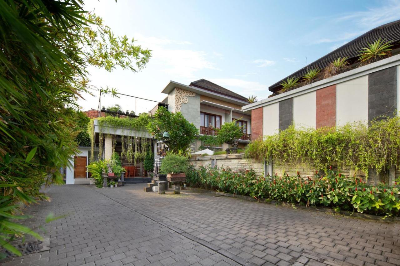 Hotel Jineswari Kuta By Kamara Exteriér fotografie